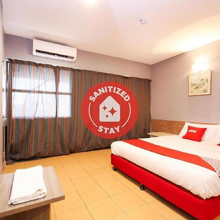 Oyo 89676 Hotel 22 Seremban Ngoại thất bức ảnh