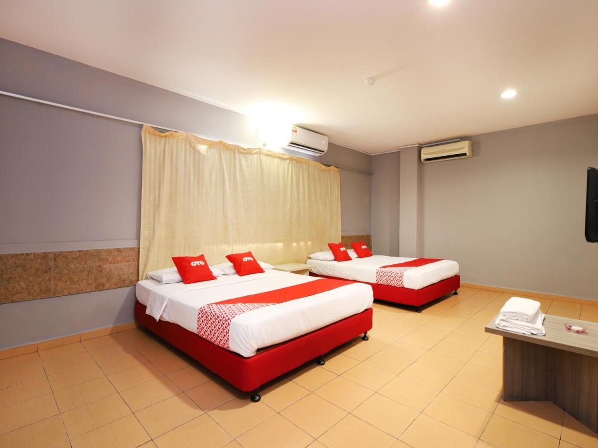 Oyo 89676 Hotel 22 Seremban Ngoại thất bức ảnh